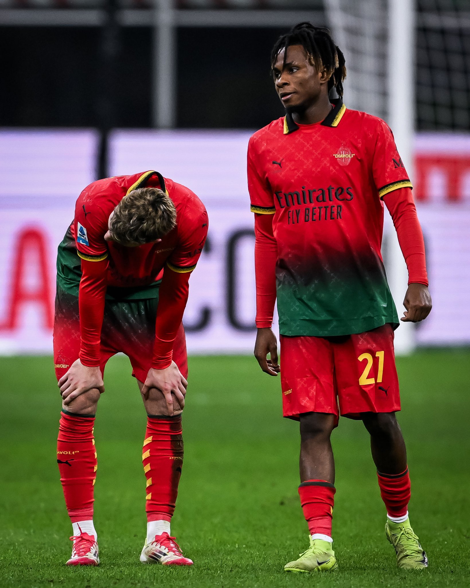 包含意甲比赛风生水起，球迷热血沸腾的词条