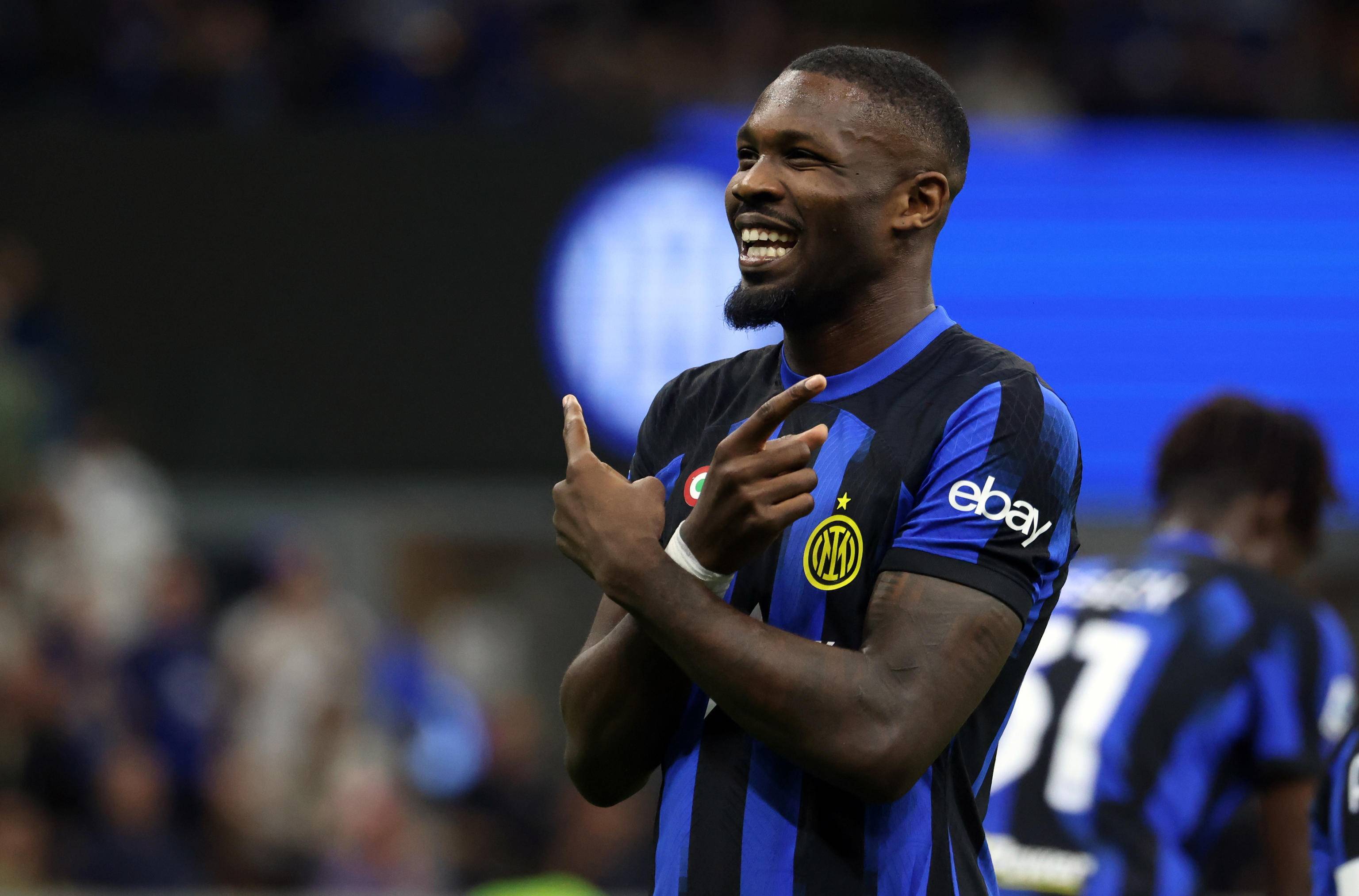 卡利亚里队连续失利，意甲保级防线动摇的简单介绍