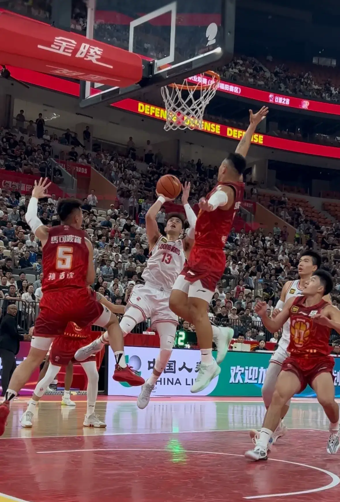 深圳男篮不敌对手，遭受打击