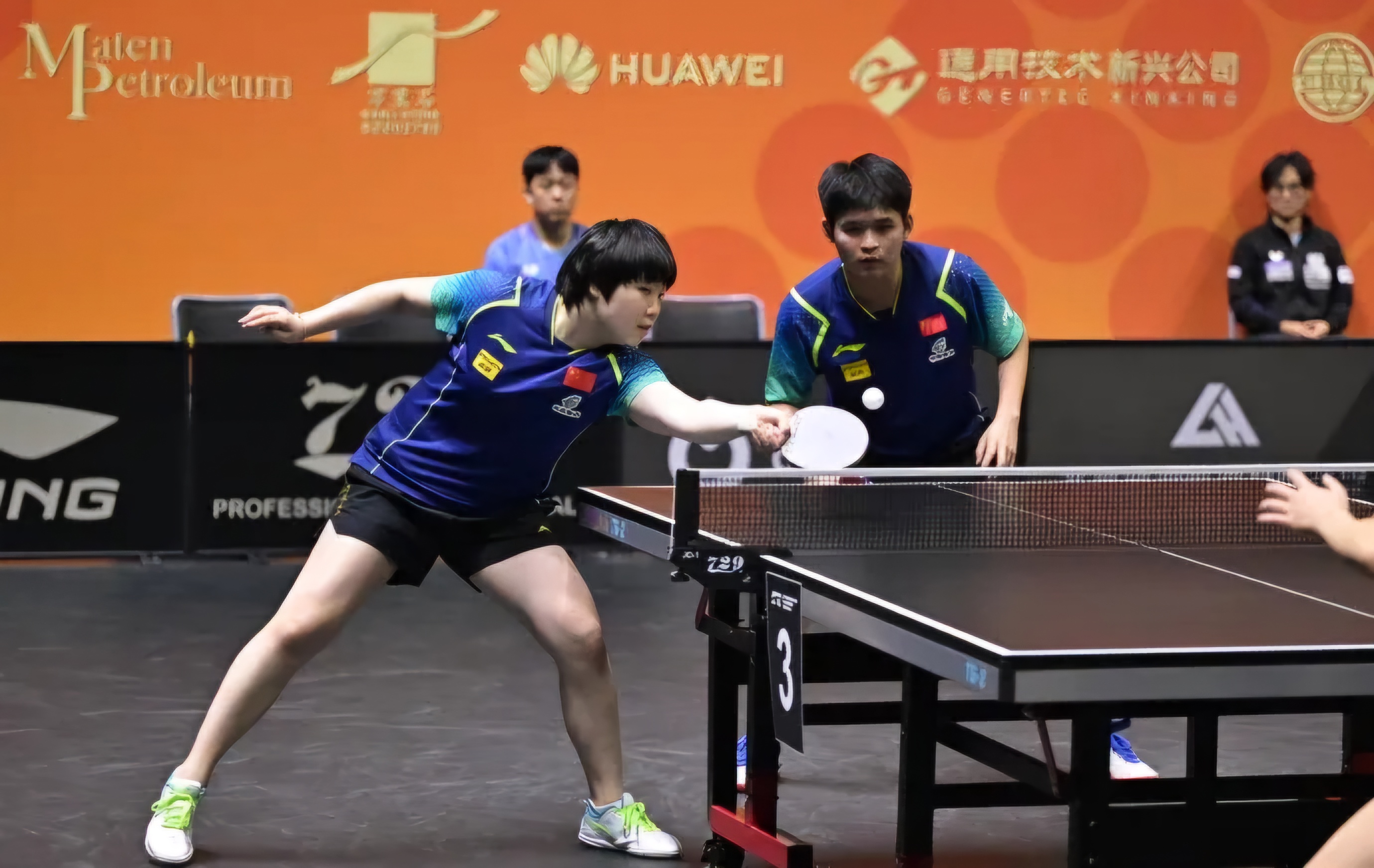 乒乓球团体赛,中国选手横扫 乒乓球团体赛,中国选手横扫