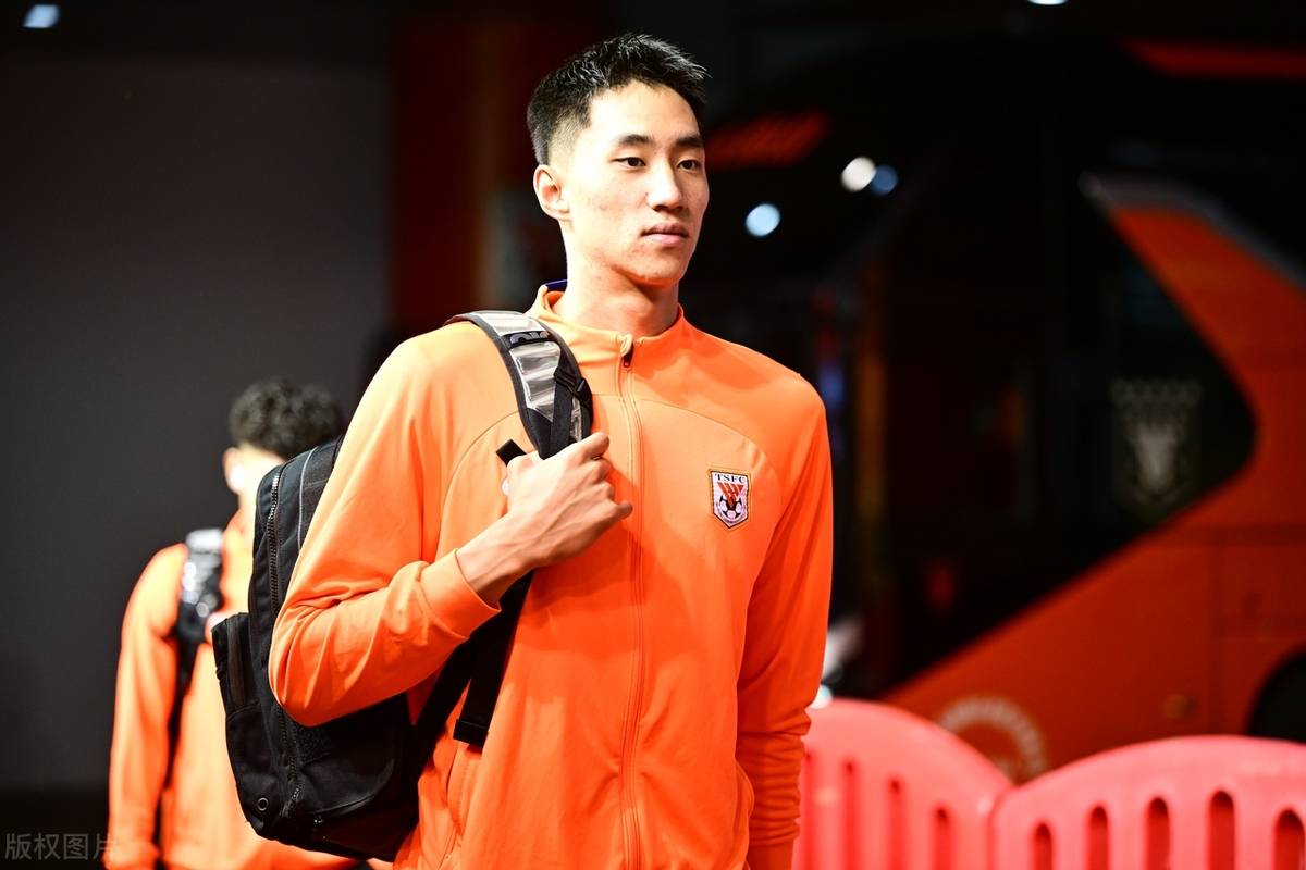 福建队新援崭露头角导演逆转的简单介绍